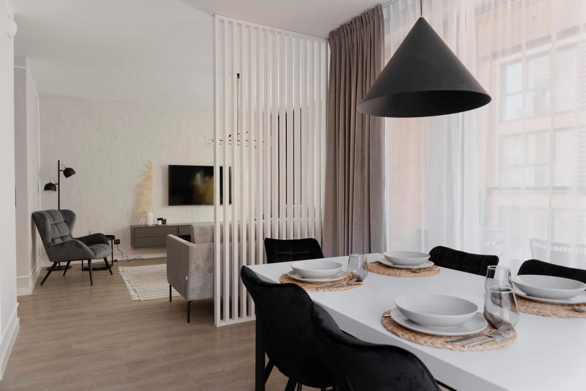 Scala 60D City Center Apartments With Parking By Lion Apartments Gdansk Bagian luar foto