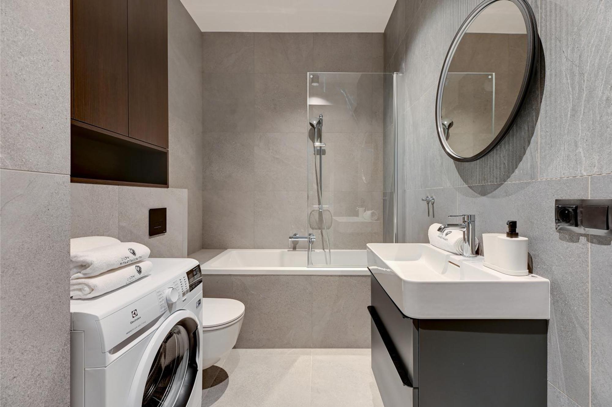 Scala 60D City Center Apartments With Parking By Lion Apartments Gdansk Bagian luar foto