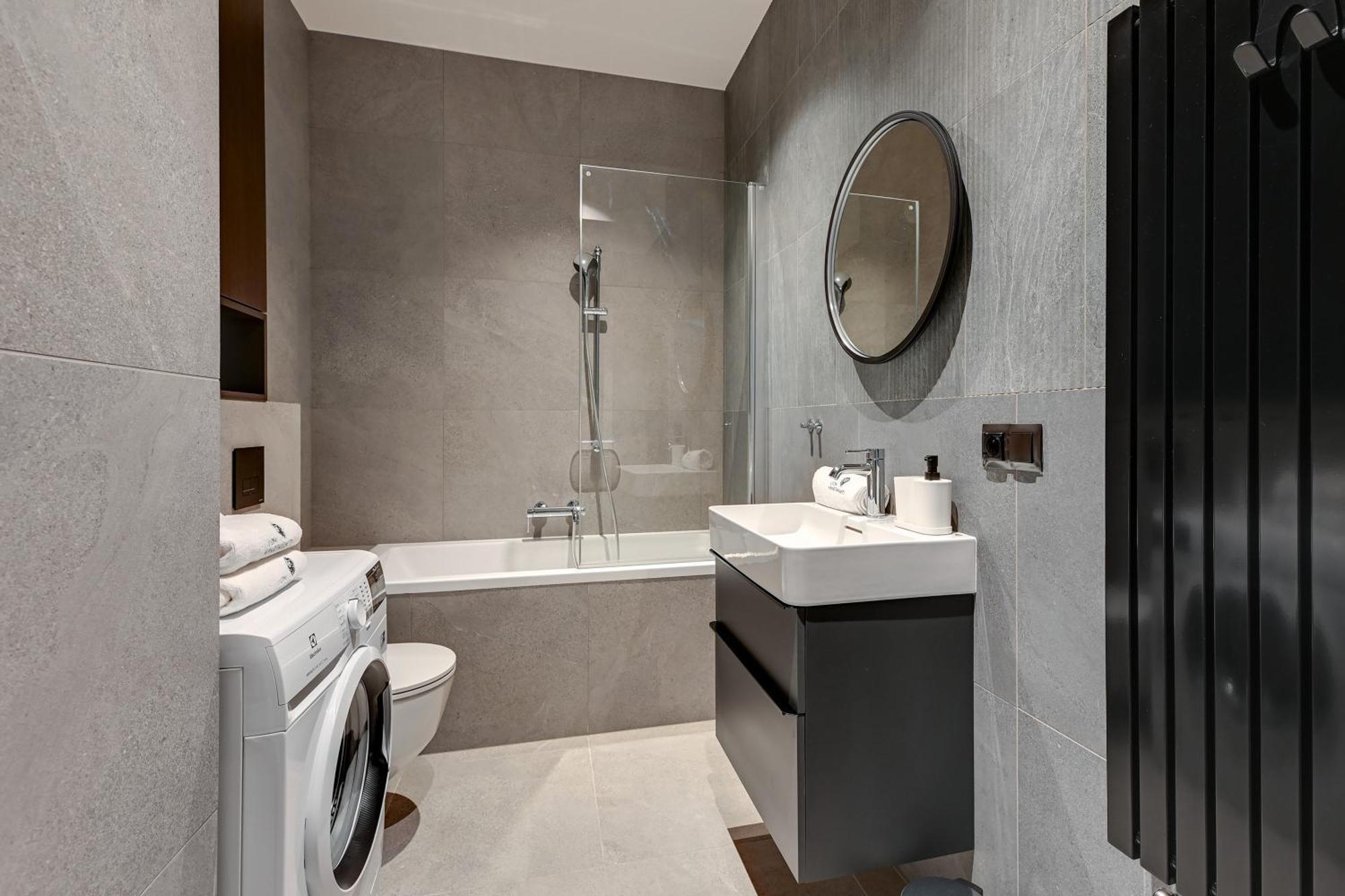 Scala 60D City Center Apartments With Parking By Lion Apartments Gdansk Bagian luar foto